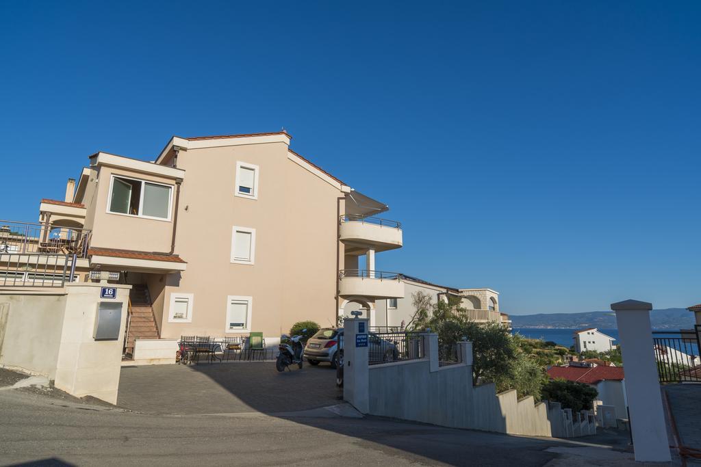 Apartments San Monte Podstrana Exterior photo